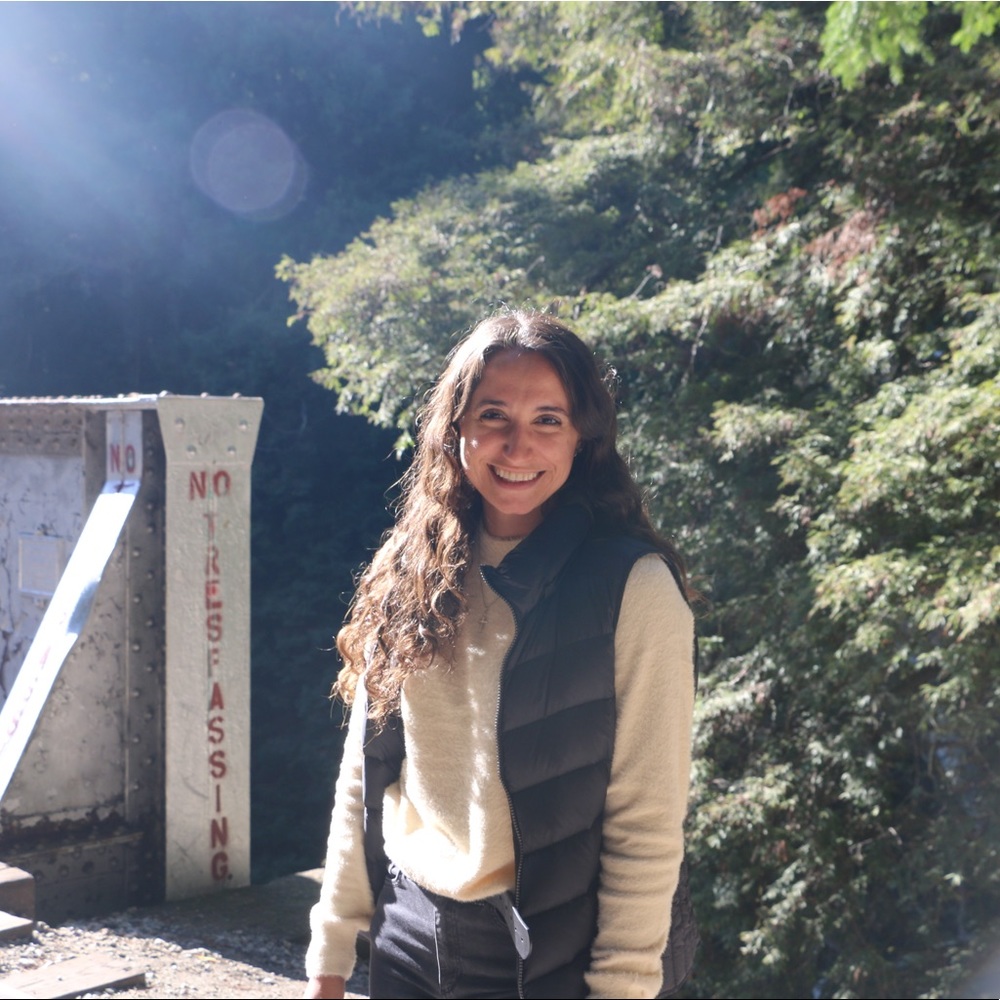 Meet your Posher, Talia